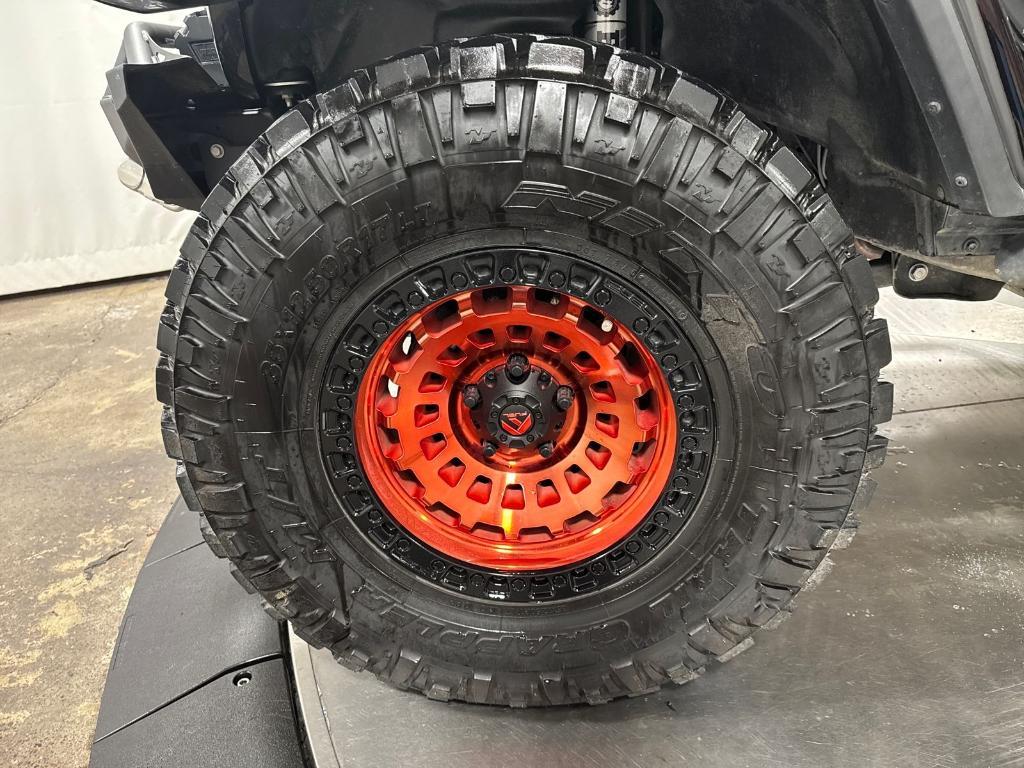 used 2021 Jeep Gladiator car, priced at $37,741