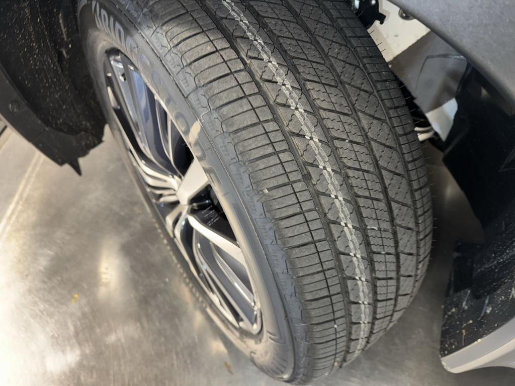 used 2025 INFINITI QX60 car, priced at $55,489