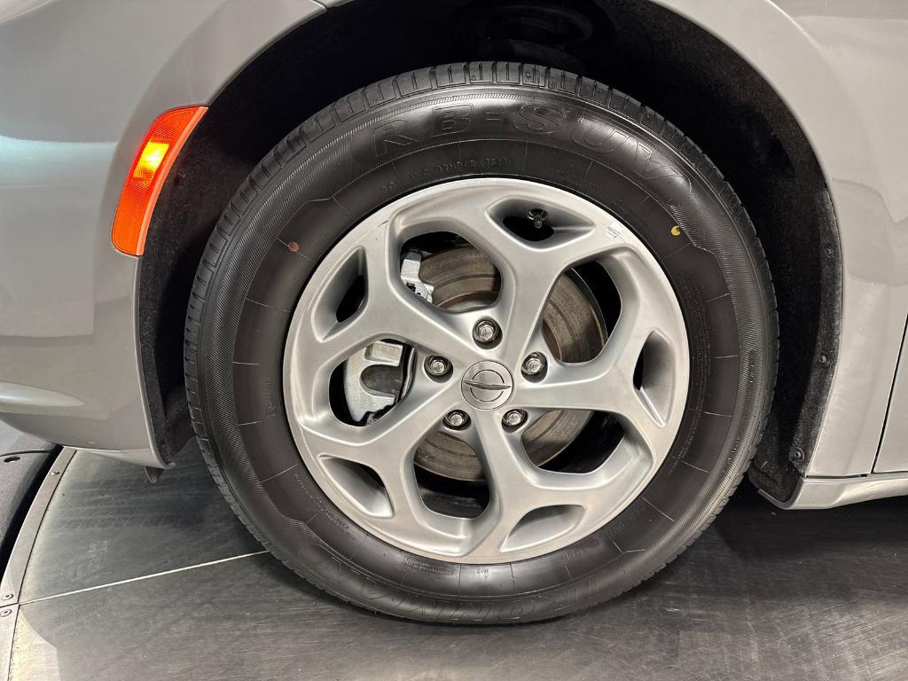 used 2023 Chrysler Pacifica car, priced at $26,700