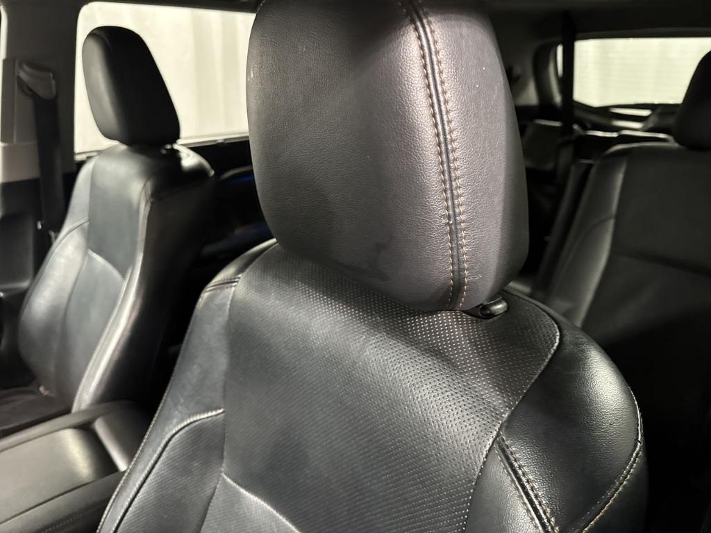 used 2014 Toyota Highlander car, priced at $13,687