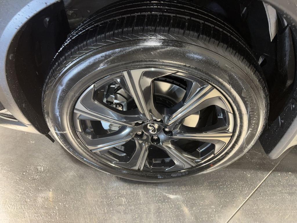 new 2026 INFINITI QX60 car, priced at $61,297