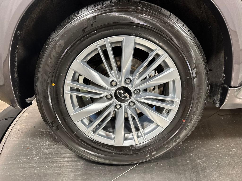 used 2024 INFINITI QX80 car, priced at $43,991