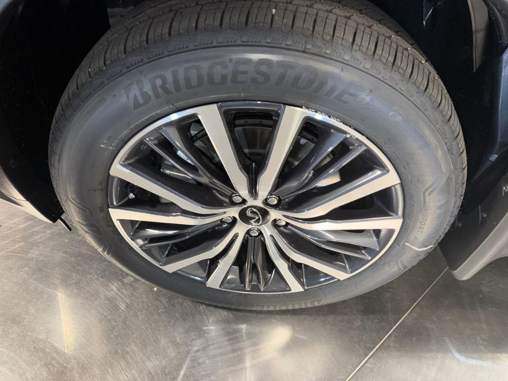 used 2025 INFINITI QX60 car, priced at $56,254