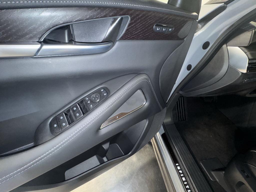 used 2025 INFINITI QX60 car, priced at $56,254