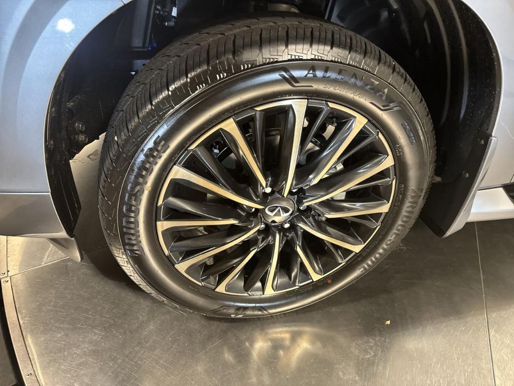 new 2026 INFINITI QX80 car, priced at $103,986