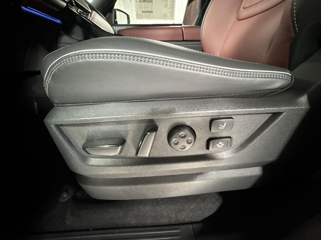 new 2026 INFINITI QX80 car, priced at $103,986