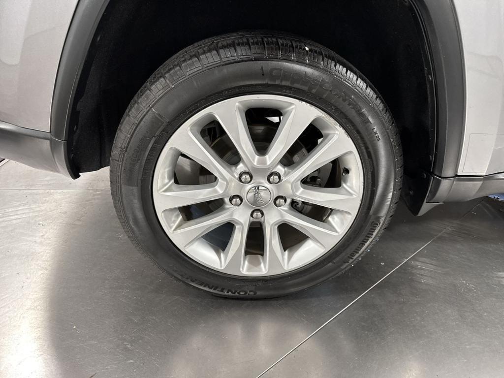 used 2017 Jeep Grand Cherokee car, priced at $14,951