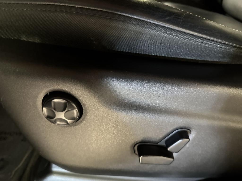 used 2017 Jeep Grand Cherokee car, priced at $14,951