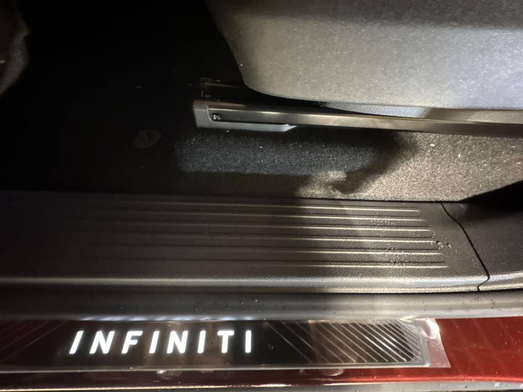 new 2026 INFINITI QX80 car, priced at $103,899