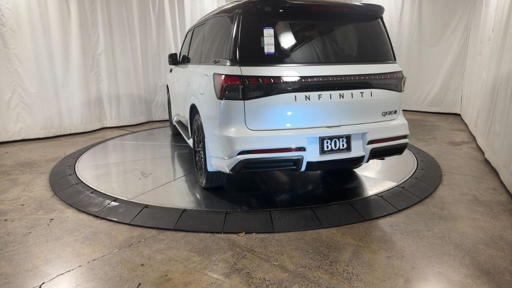 new 2026 INFINITI QX80 car, priced at $103,470