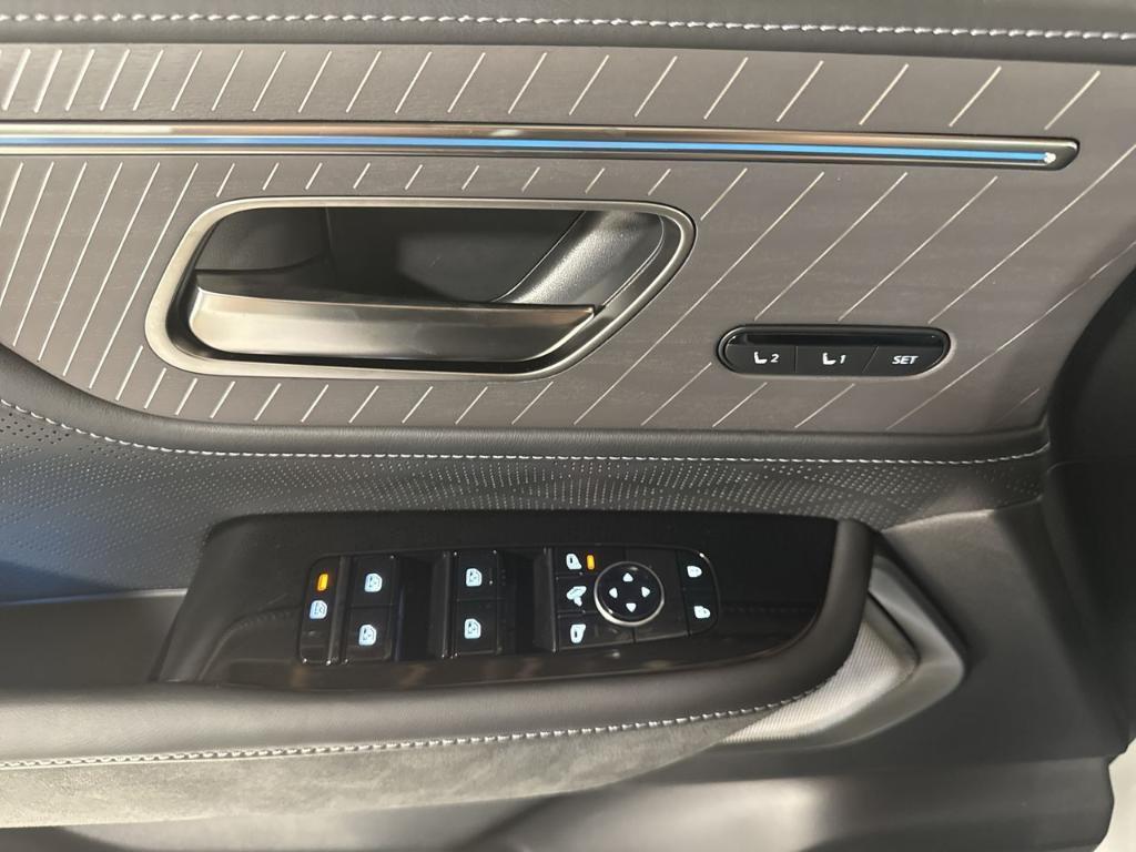 new 2026 INFINITI QX80 car, priced at $103,470