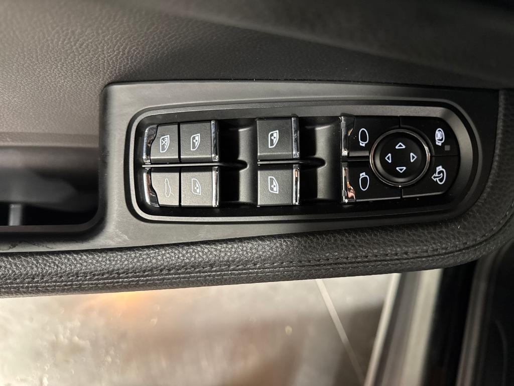 used 2019 Porsche Macan car, priced at $26,995