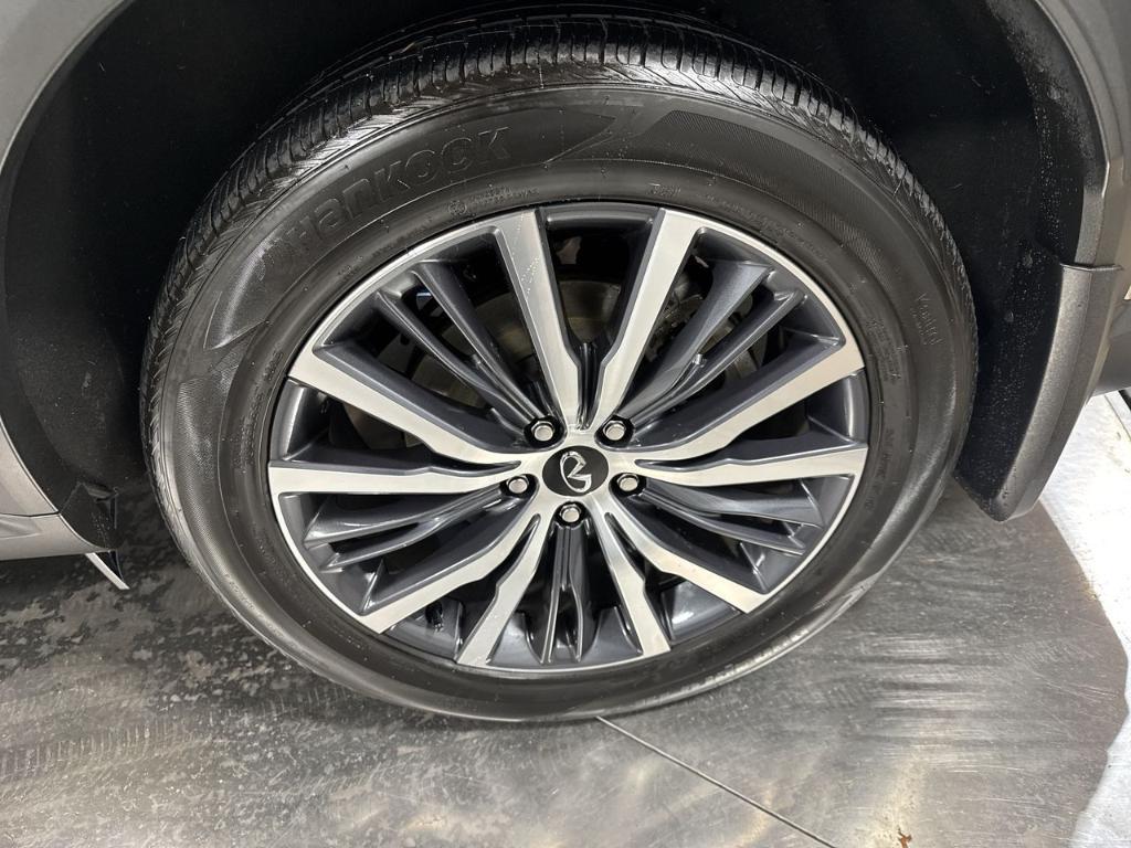 used 2024 INFINITI QX60 car, priced at $49,990