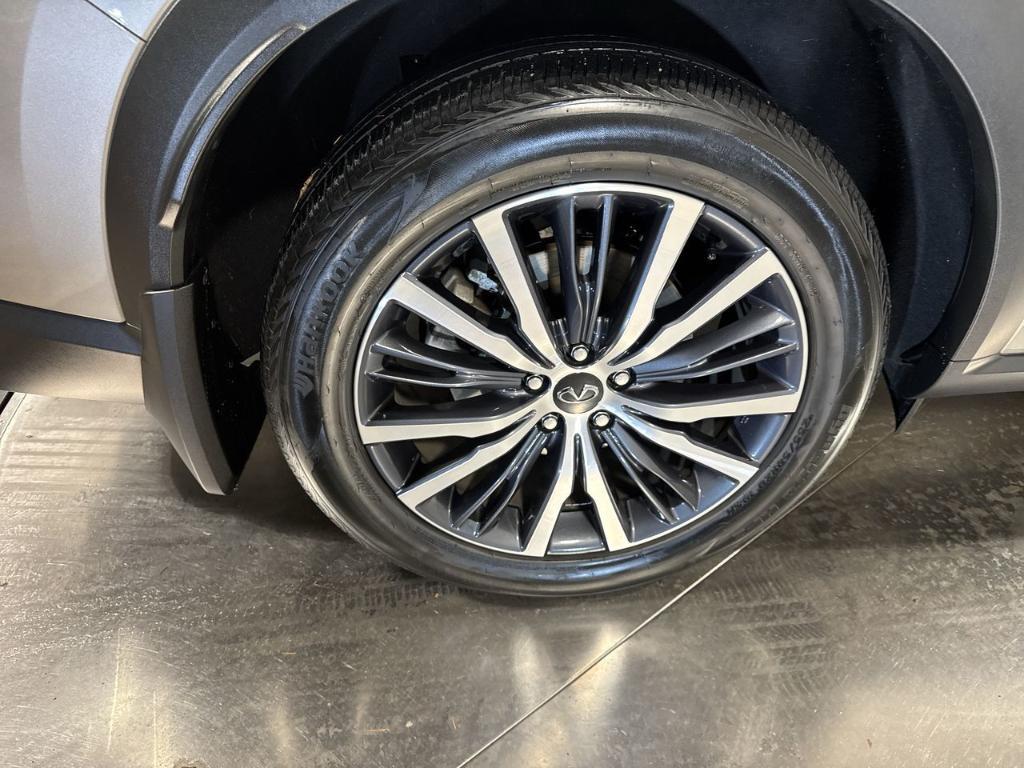 used 2024 INFINITI QX60 car, priced at $49,990
