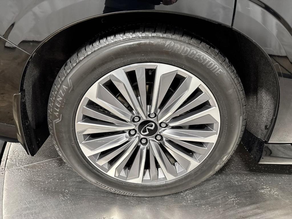 used 2025 INFINITI QX80 car, priced at $75,092