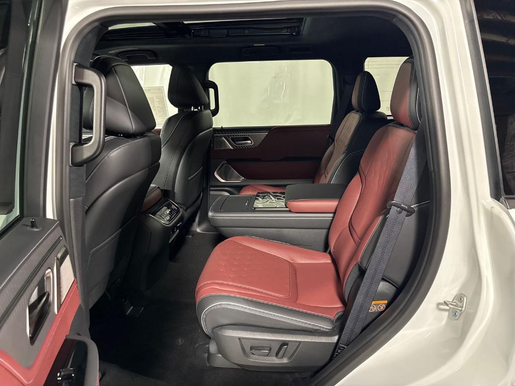 new 2026 INFINITI QX80 car, priced at $102,384