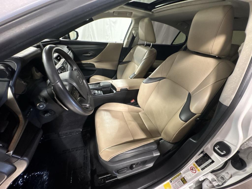 used 2019 Lexus ES 350 car, priced at $24,520
