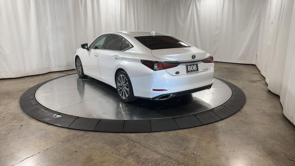 used 2019 Lexus ES 350 car, priced at $24,520