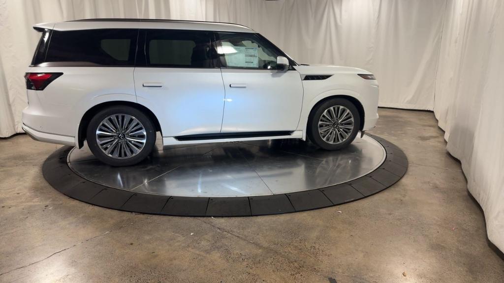 new 2025 INFINITI QX80 car, priced at $85,255