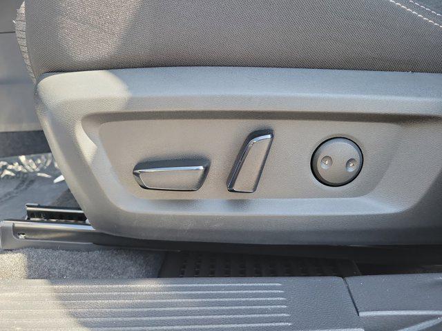used 2022 Nissan Rogue car, priced at $25,255