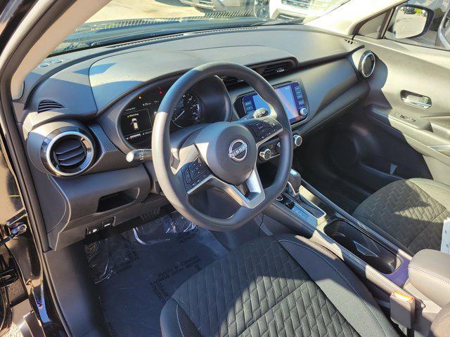 2023 Super Black Nissan Kicks