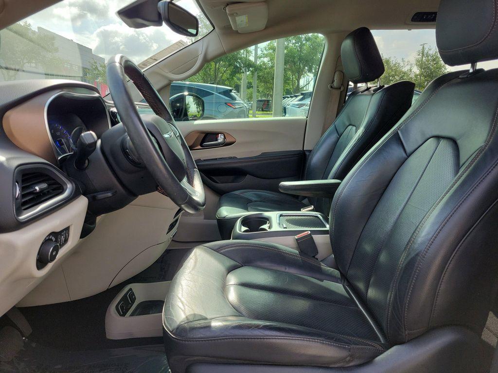 used 2017 Chrysler Pacifica car, priced at $11,357