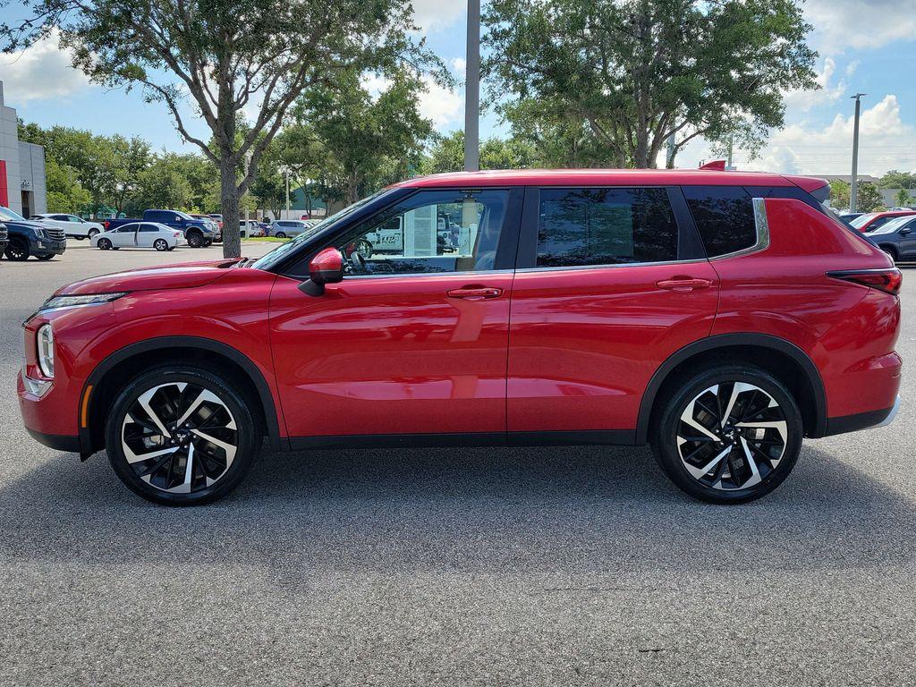 used 2023 Mitsubishi Outlander car, priced at $22,109
