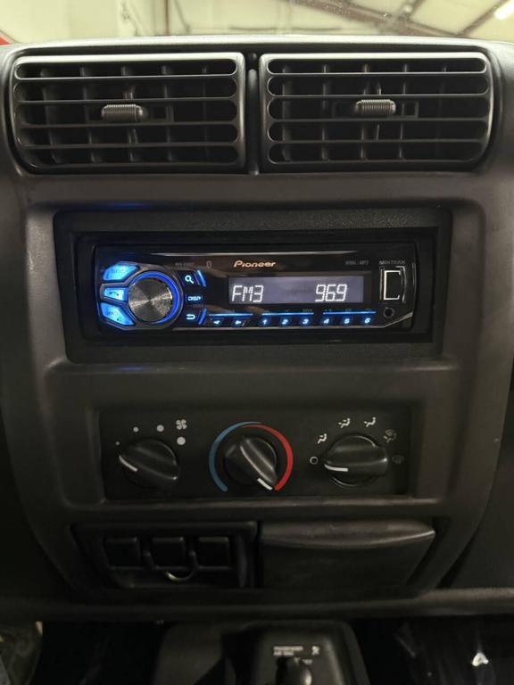 used 2002 Jeep Wrangler car, priced at $9,999