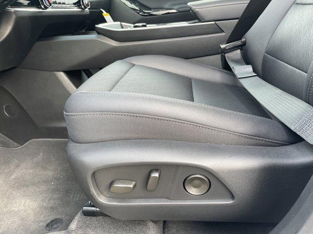 new 2026 Chevrolet Equinox car, priced at $32,885