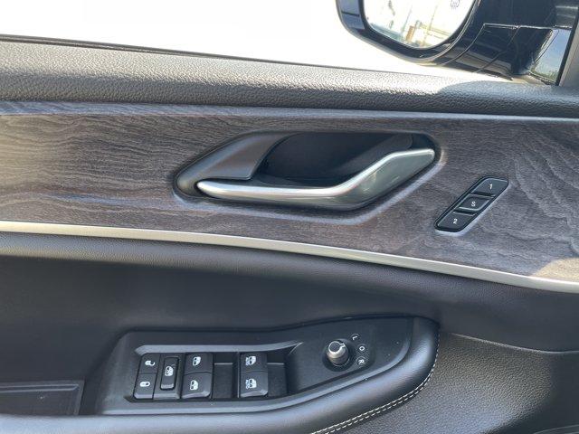 used 2024 Jeep Grand Cherokee car