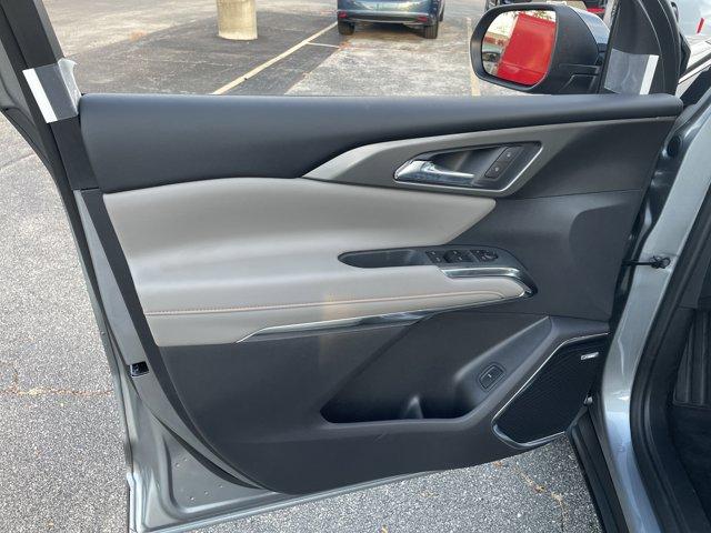 new 2026 Chevrolet Traverse car, priced at $44,355