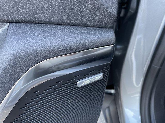 new 2026 Chevrolet Traverse car, priced at $44,355