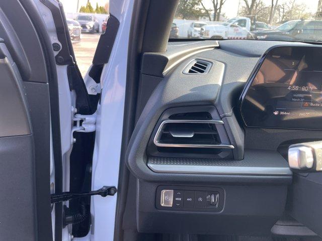new 2026 Chevrolet Traverse car, priced at $52,683