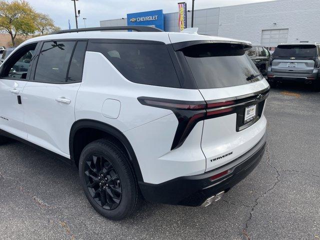 new 2026 Chevrolet Traverse car, priced at $43,130
