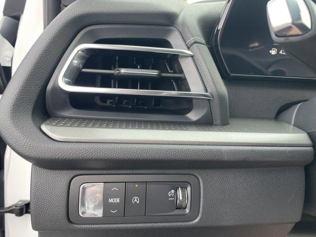 new 2026 Chevrolet Traverse car, priced at $43,130