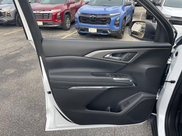 new 2026 Chevrolet Traverse car, priced at $43,130