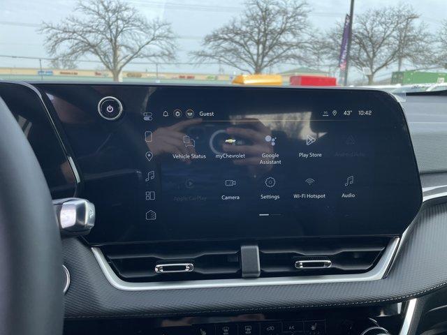 new 2026 Chevrolet Equinox car, priced at $30,120