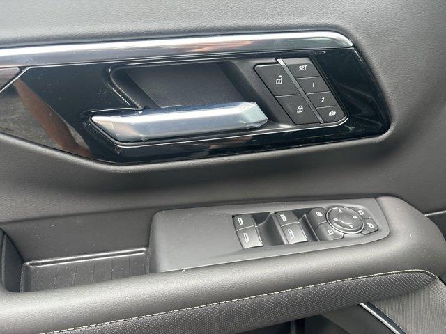 new 2025 Chevrolet Suburban car, priced at $77,919