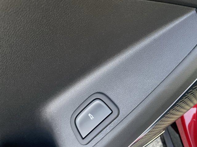 new 2026 Chevrolet Traverse car, priced at $56,215