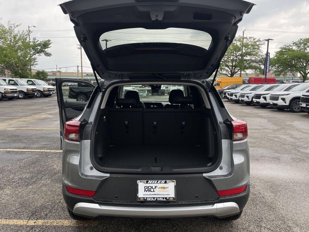 new 2026 Chevrolet TrailBlazer car, priced at $27,550
