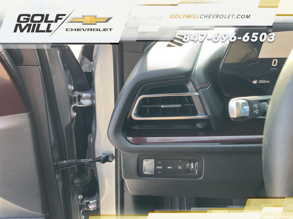 used 2026 Chevrolet Traverse car, priced at $54,997