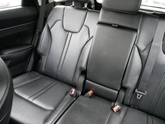 used 2022 Kia Sorento car, priced at $26,772