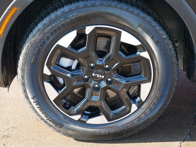 used 2025 Kia Sorento car, priced at $31,997