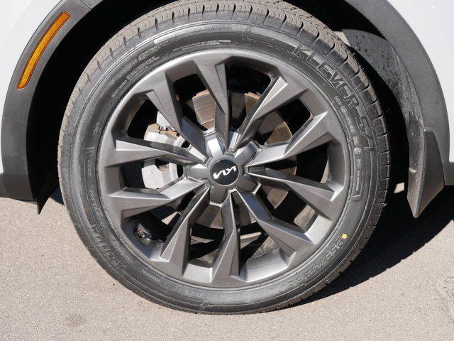 used 2022 Kia Sorento car, priced at $28,247