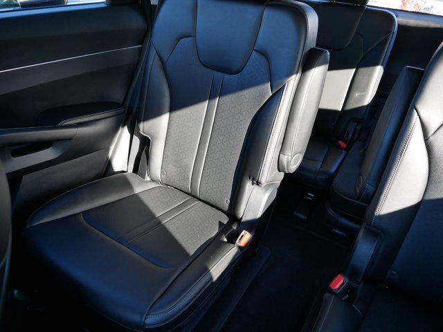 used 2022 Kia Sorento car, priced at $28,247