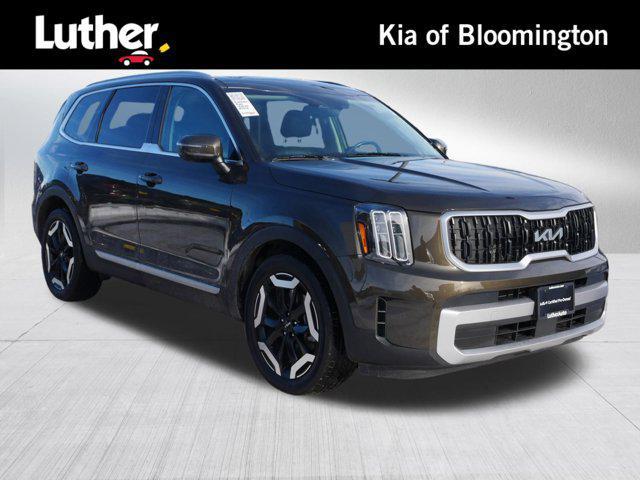 used 2023 Kia Telluride car, priced at $34,871
