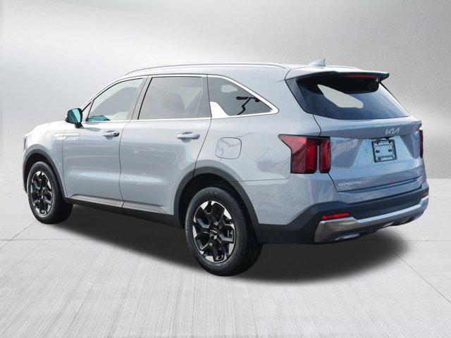 used 2025 Kia Sorento car, priced at $32,411