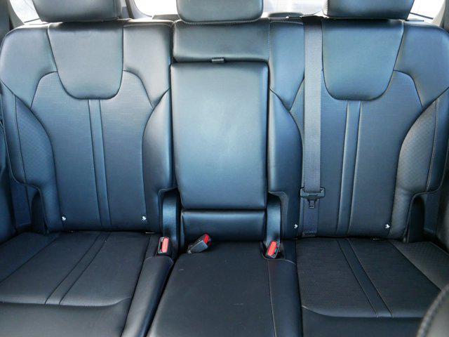 used 2025 Kia Sorento car, priced at $32,411