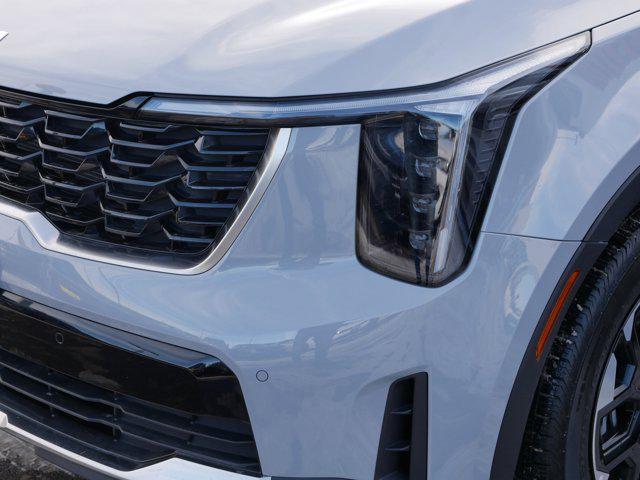 used 2025 Kia Sorento car, priced at $32,411