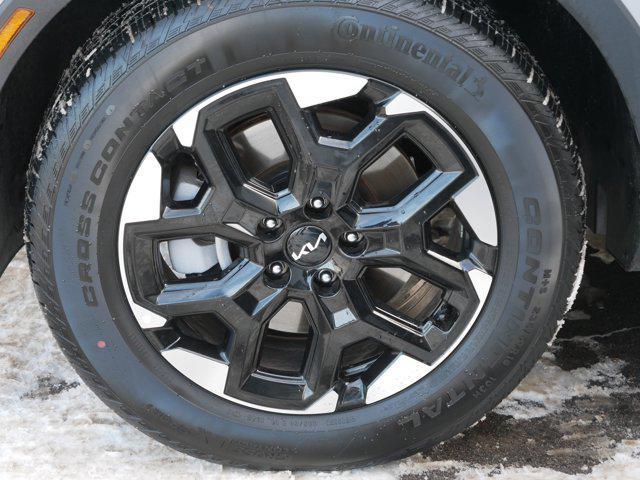 used 2025 Kia Sorento car, priced at $32,411